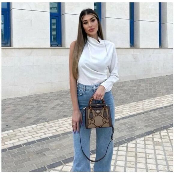 Zara EUC Limited Edition One Sleeve Blouse Top White Size M - Picture 1 of 12